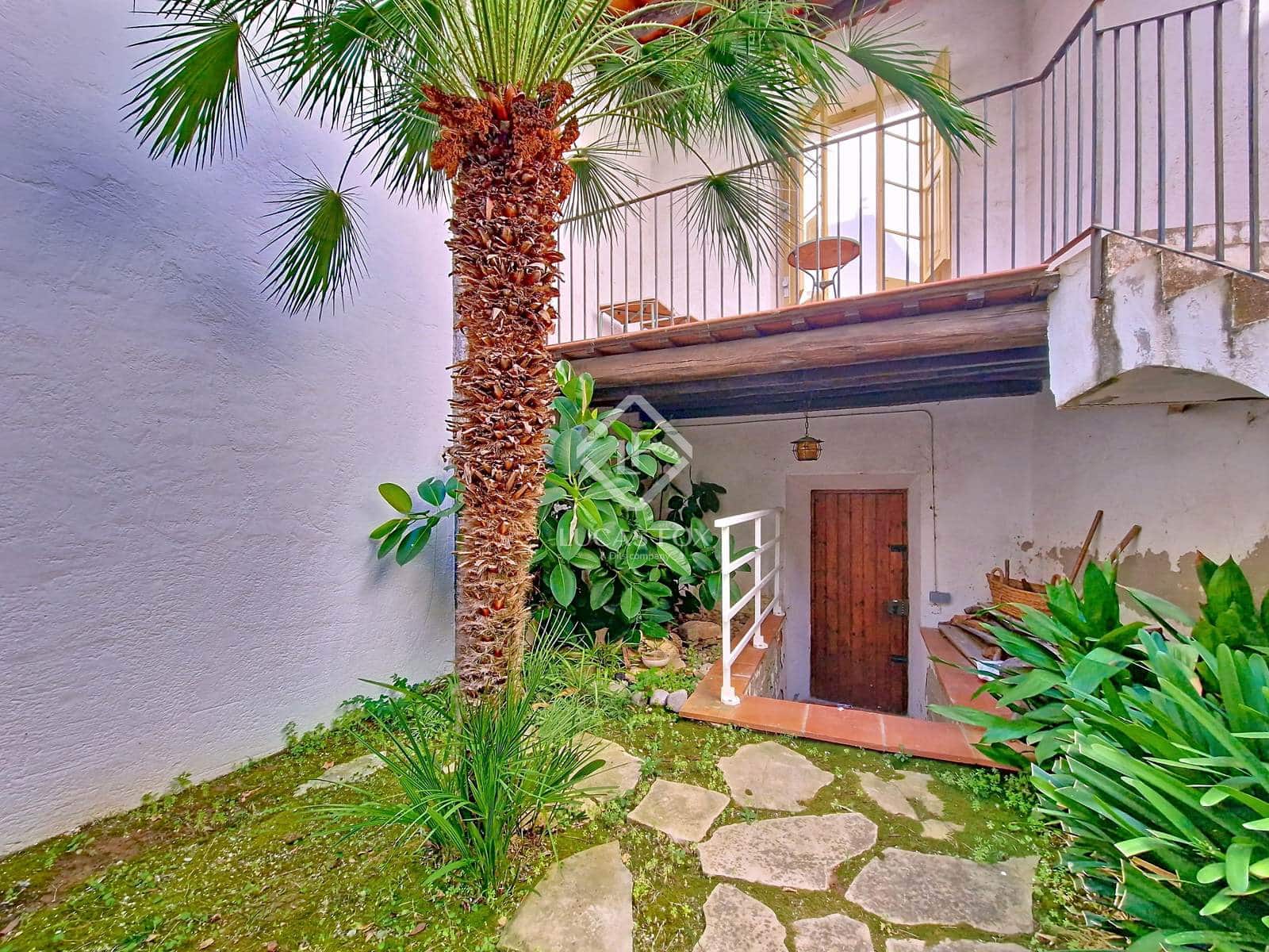 8 soveværelse Villa til salg i Vilanova i la Geltru med garage - € 1.090.000 (Ref: 9227733)