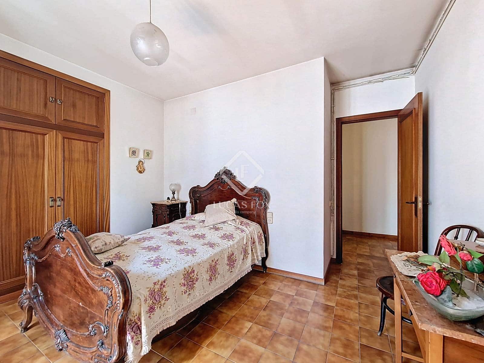 8 soveværelse Villa til salg i Vilanova i la Geltru med garage - € 1.090.000 (Ref: 9227733)