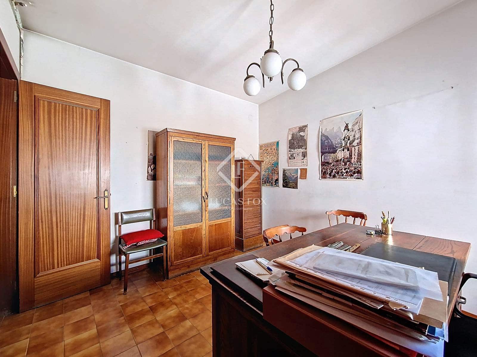 8 soveværelse Villa til salg i Vilanova i la Geltru med garage - € 1.090.000 (Ref: 9227733)