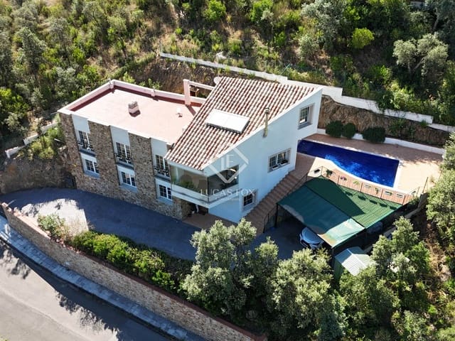 4 soverom Villa til leie i Platja d'Aro, Castell-Platja d'Aro med svømmebasseng garasje - € 3 500 (Ref: 9227734)