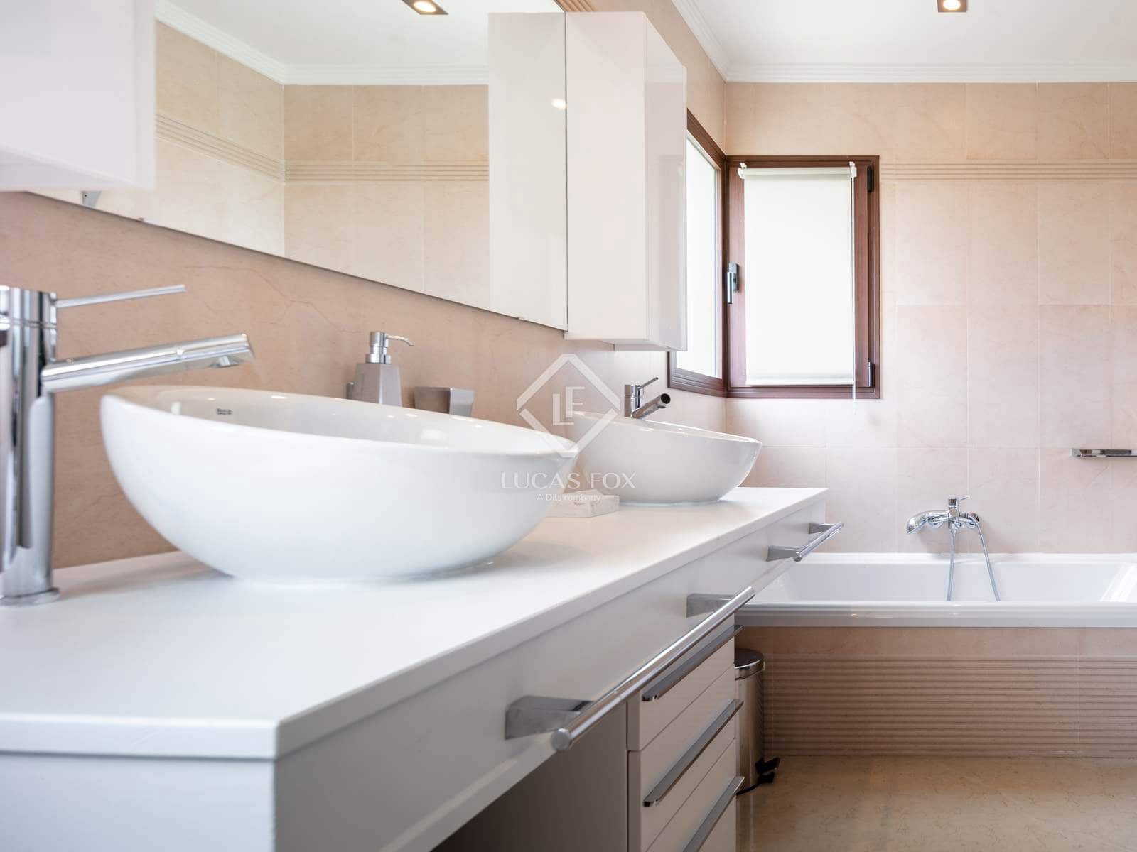 5 makuuhuone Huvila myytävänä paikassa Javea / Xabia mukana uima-altaan 
autotalli - 1 750 000 € (Ref: 9228000)