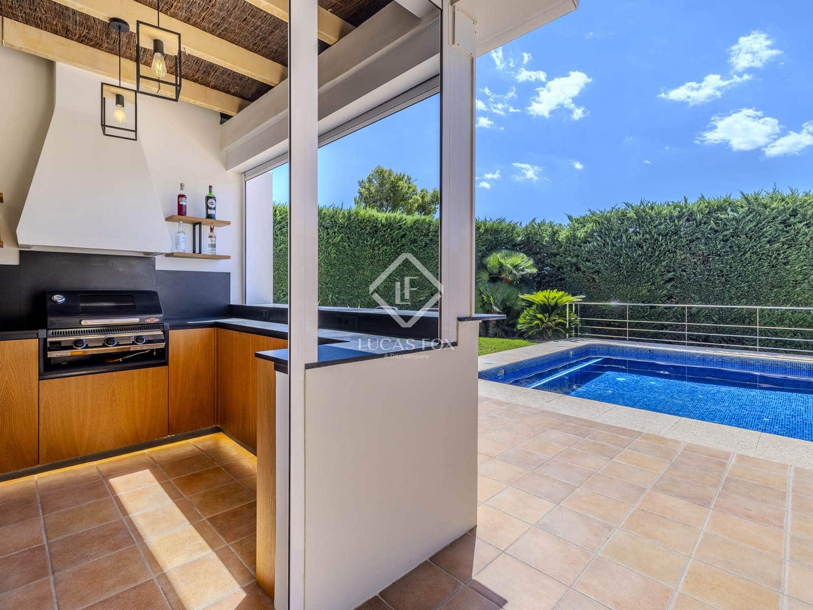 5 makuuhuone Huvila myytävänä paikassa Javea / Xabia mukana uima-altaan 
autotalli - 1 750 000 € (Ref: 9228000)