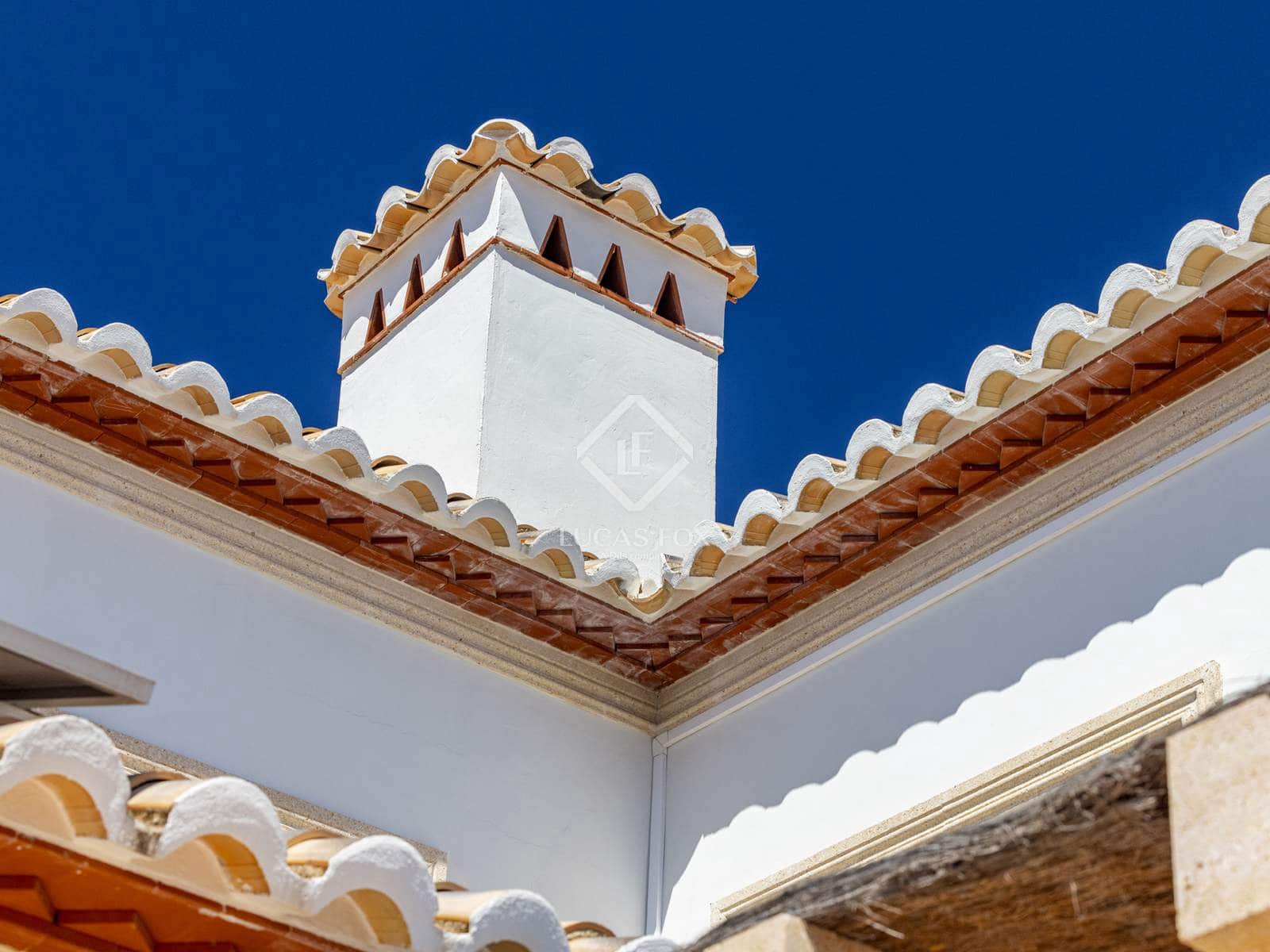 5 makuuhuone Huvila myytävänä paikassa Javea / Xabia mukana uima-altaan 
autotalli - 1 750 000 € (Ref: 9228000)