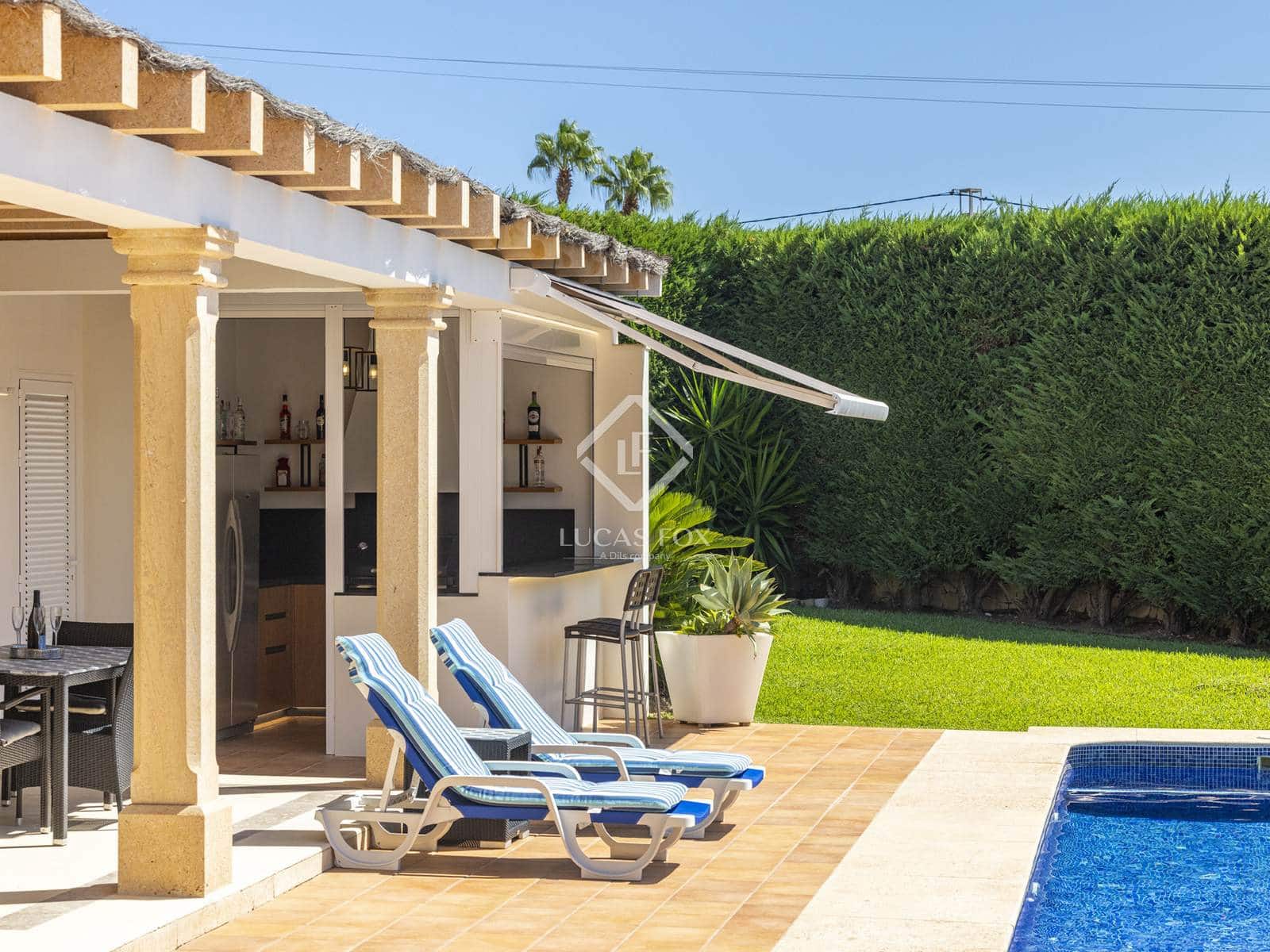 5 makuuhuone Huvila myytävänä paikassa Javea / Xabia mukana uima-altaan 
autotalli - 1 750 000 € (Ref: 9228000)