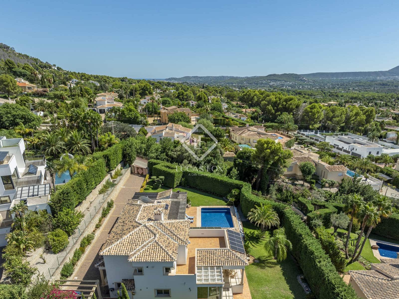 5 makuuhuone Huvila myytävänä paikassa Javea / Xabia mukana uima-altaan 
autotalli - 1 750 000 € (Ref: 9228000)