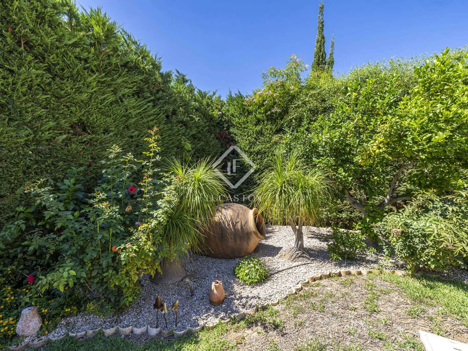 5 makuuhuone Huvila myytävänä paikassa Javea / Xabia mukana uima-altaan 
autotalli - 1 750 000 € (Ref: 9228000)