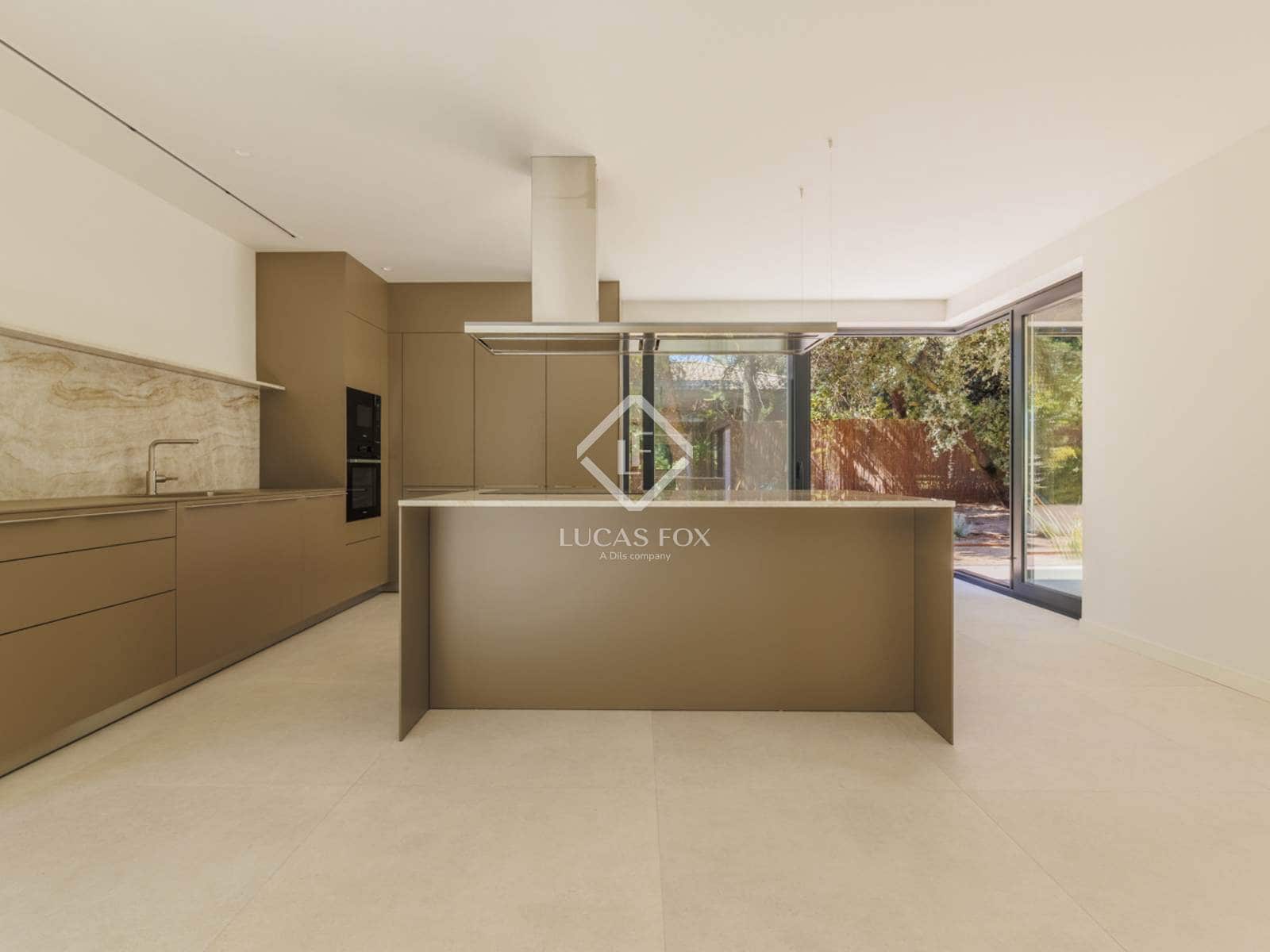 5 soveværelse Villa til salg i Boadilla del Monte med swimmingpool garage - € 2.995.000 (Ref: 9230696)