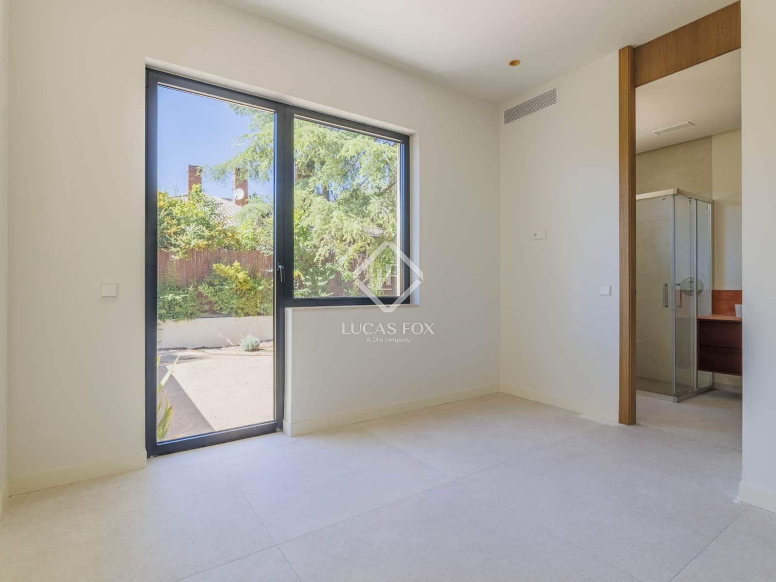 5 soveværelse Villa til salg i Boadilla del Monte med swimmingpool garage - € 2.995.000 (Ref: 9230696)