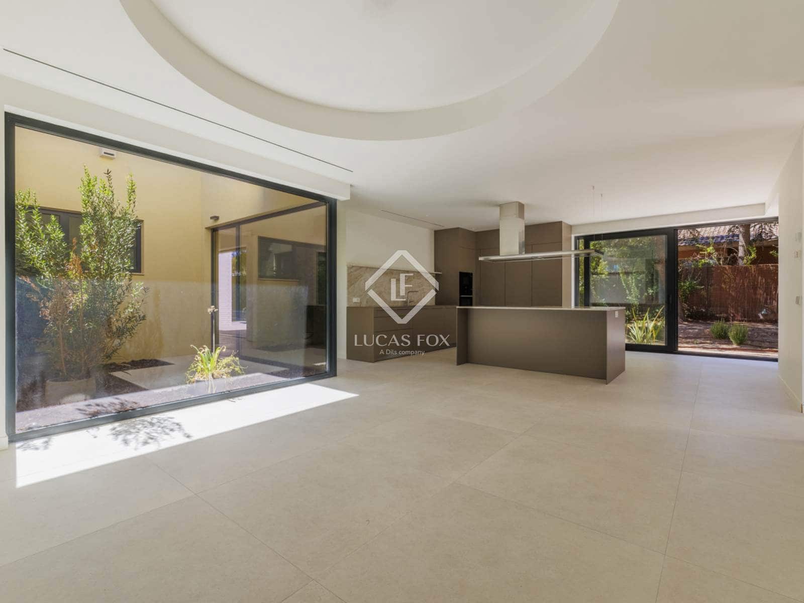 5 soveværelse Villa til salg i Boadilla del Monte med swimmingpool garage - € 2.995.000 (Ref: 9230696)