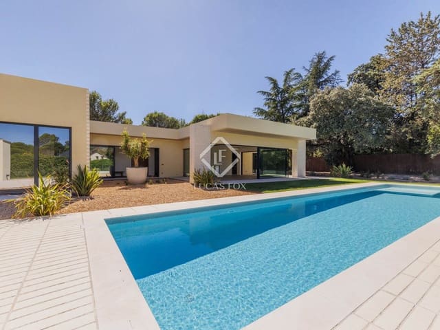 5 slaapkamer Villa te koop in Boadilla del Monte met zwembad garage - € 2.995.000 (Ref: 9230696)