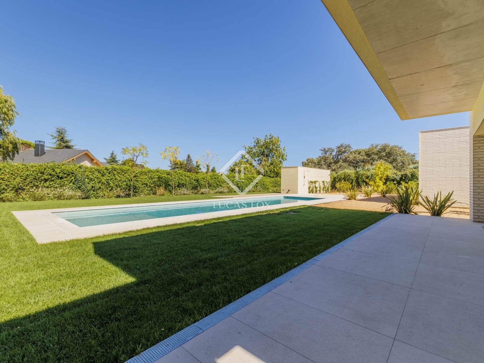 5 soveværelse Villa til salg i Boadilla del Monte med swimmingpool garage - € 2.995.000 (Ref: 9230696)