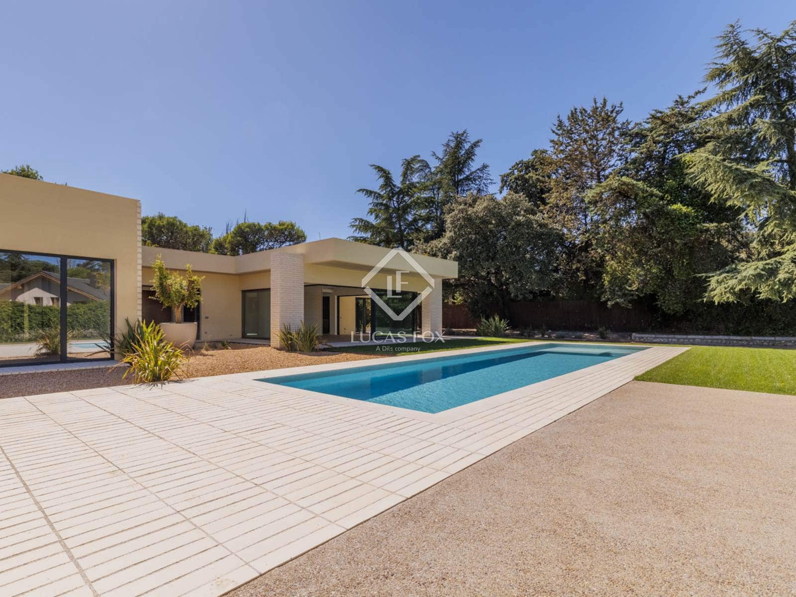 5 soveværelse Villa til salg i Boadilla del Monte med swimmingpool garage - € 2.995.000 (Ref: 9230696)