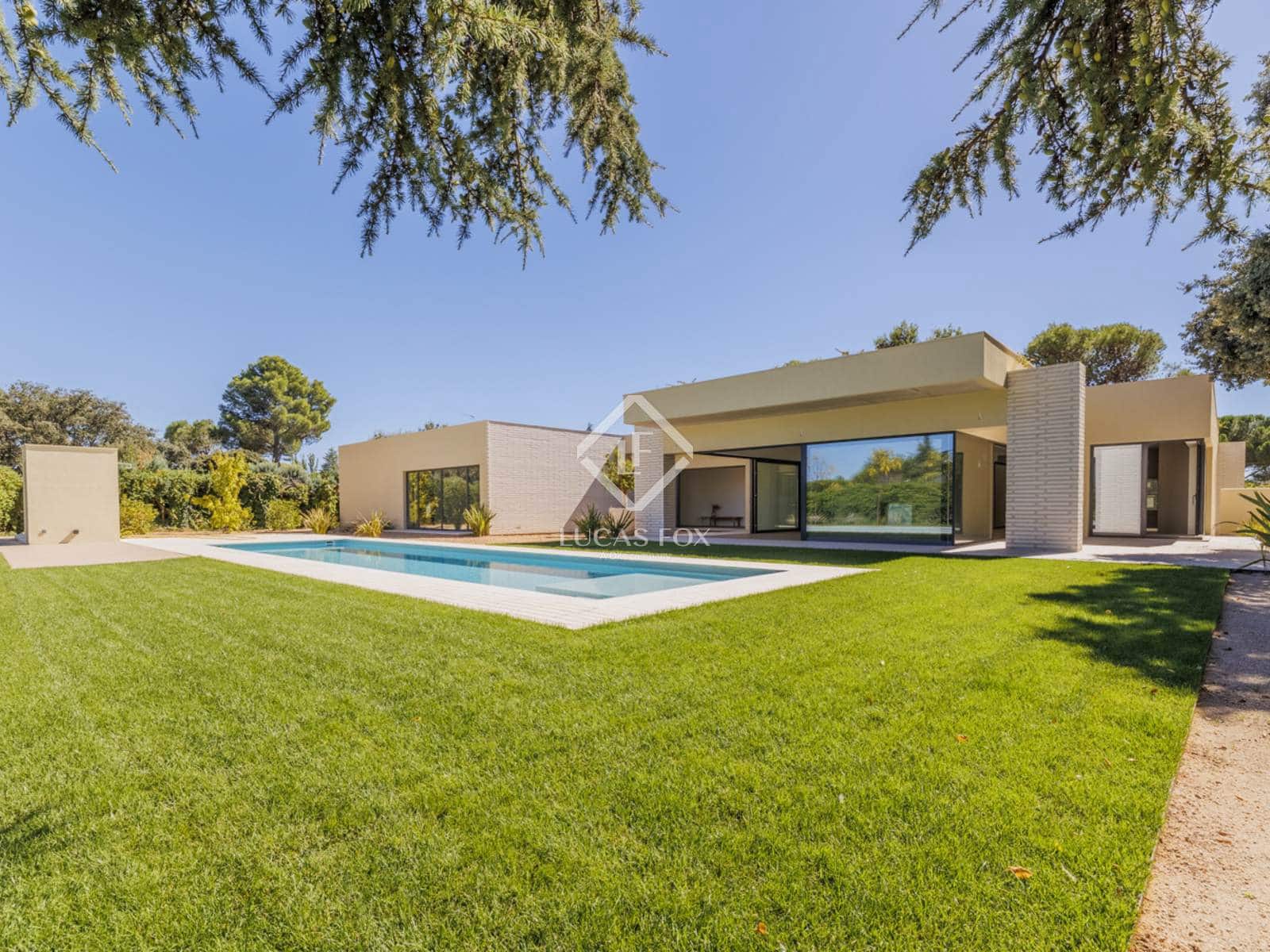 5 soveværelse Villa til salg i Boadilla del Monte med swimmingpool garage - € 2.995.000 (Ref: 9230696)