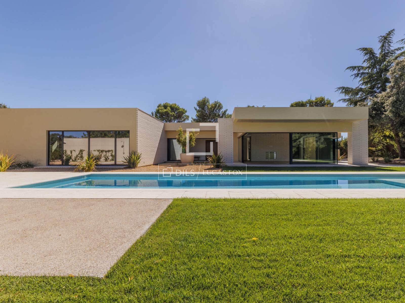 Chalet de 5 habitaciones en Boadilla del Monte en venta con piscina garaje - 3.200.000 € (Ref: 9230696)