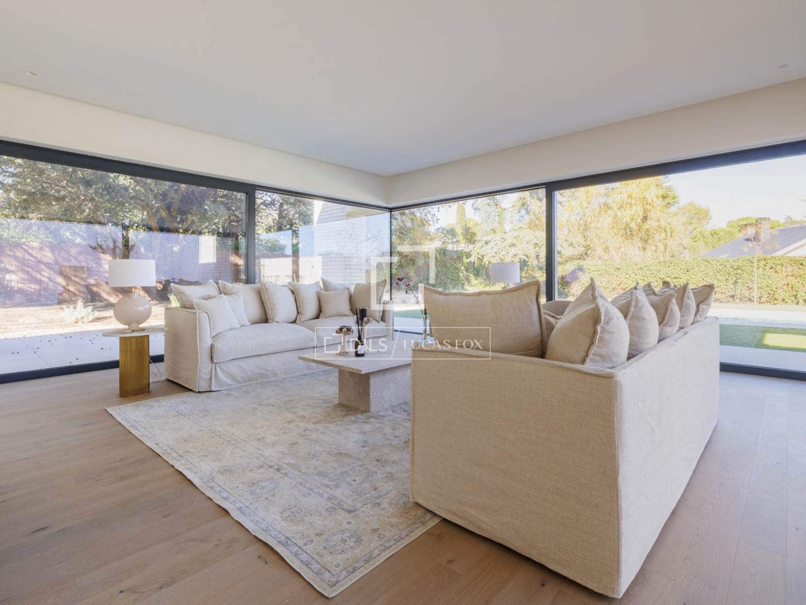 Chalet de 5 habitaciones en Boadilla del Monte en venta con piscina garaje - 3.200.000 € (Ref: 9230696)