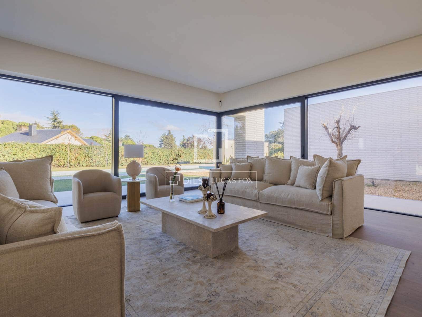 Chalet de 5 habitaciones en Boadilla del Monte en venta con piscina garaje - 3.200.000 € (Ref: 9230696)