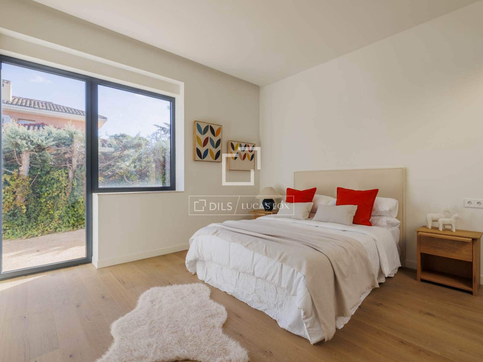 Chalet de 5 habitaciones en Boadilla del Monte en venta con piscina garaje - 3.200.000 € (Ref: 9230696)