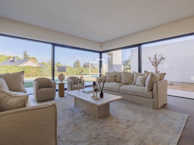 5 chambre Villa/Maison à vendre à Boadilla del Monte avec piscine garage - 2 995 000 € (Ref: 9230696)