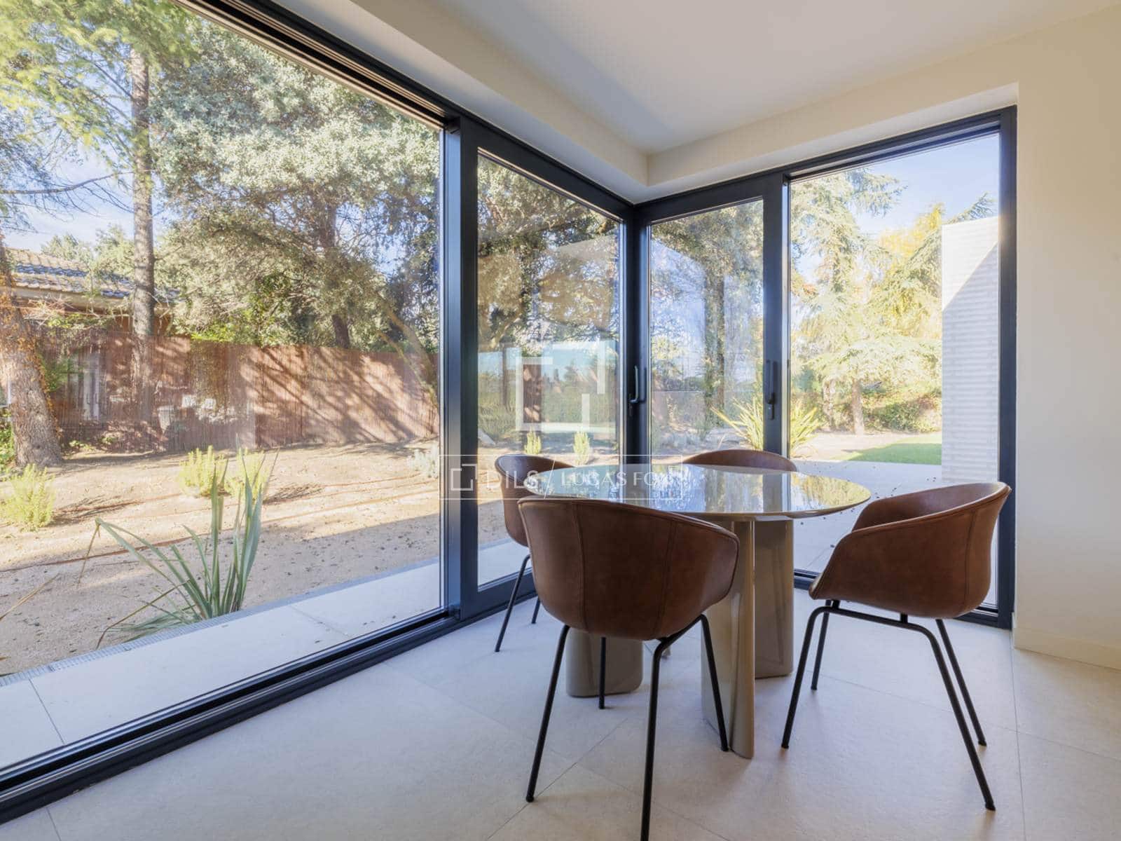 Chalet de 5 habitaciones en Boadilla del Monte en venta con piscina garaje - 3.200.000 € (Ref: 9230696)