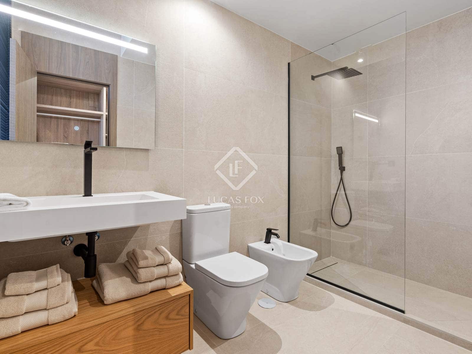 5 soverom Villa til salgs i Sotogrande med svømmebasseng garasje - € 2 850 000 (Ref: 9231274)