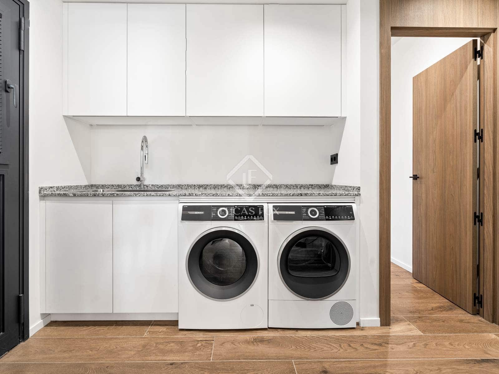 5 soverom Villa til salgs i Sotogrande med svømmebasseng garasje - € 2 850 000 (Ref: 9231274)