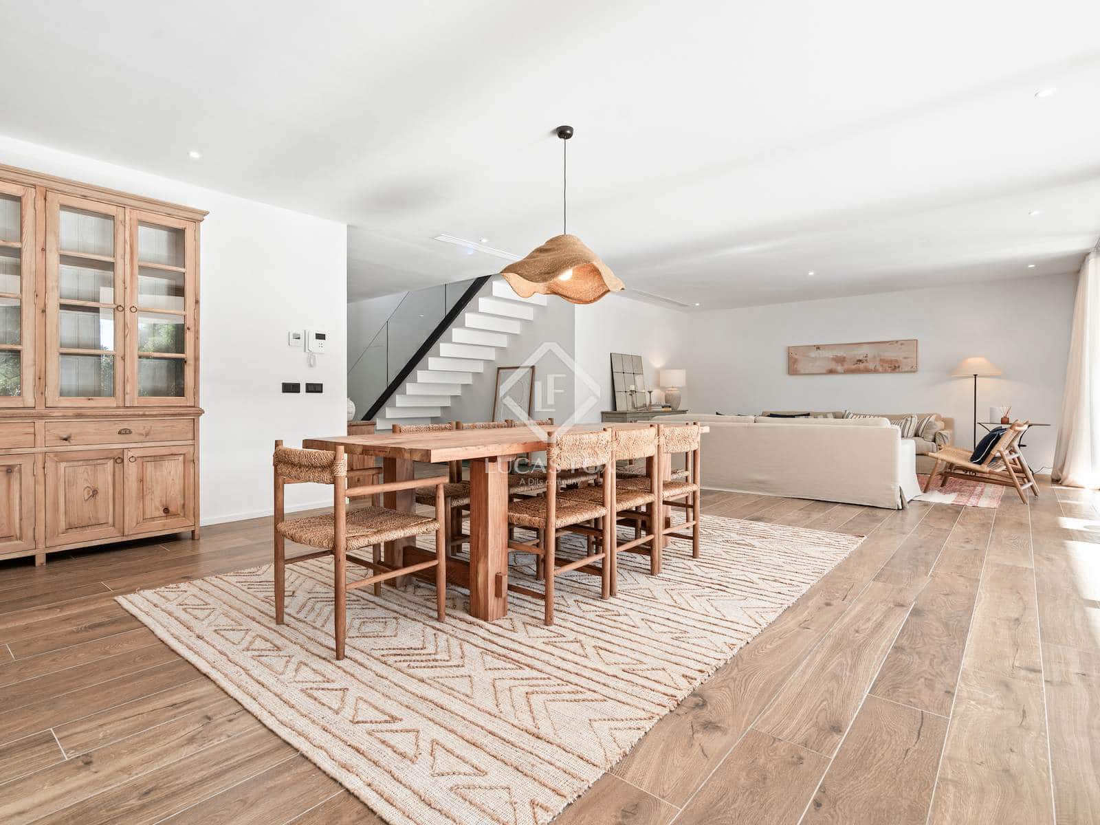 5 soverom Villa til salgs i Sotogrande med svømmebasseng garasje - € 2 850 000 (Ref: 9231274)