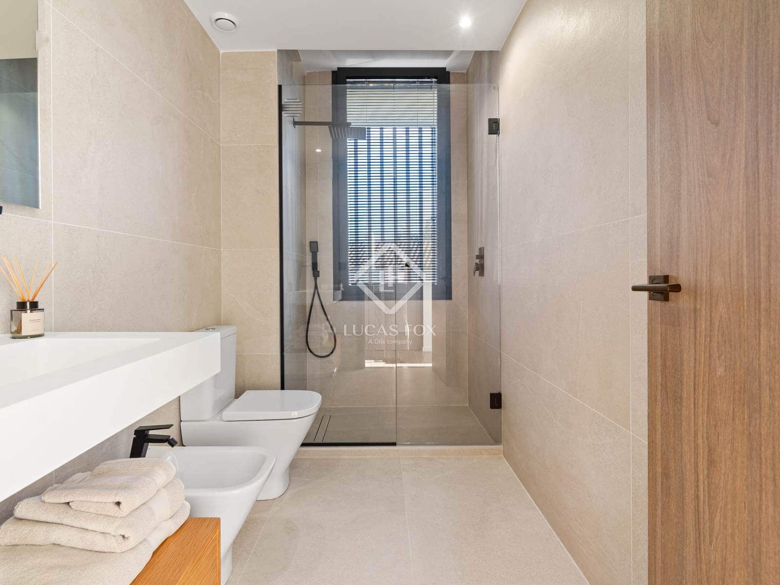 5 soverom Villa til salgs i Sotogrande med svømmebasseng garasje - € 2 850 000 (Ref: 9231274)