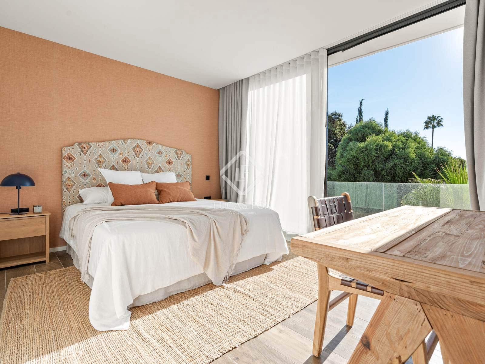 5 soverom Villa til salgs i Sotogrande med svømmebasseng garasje - € 2 850 000 (Ref: 9231274)