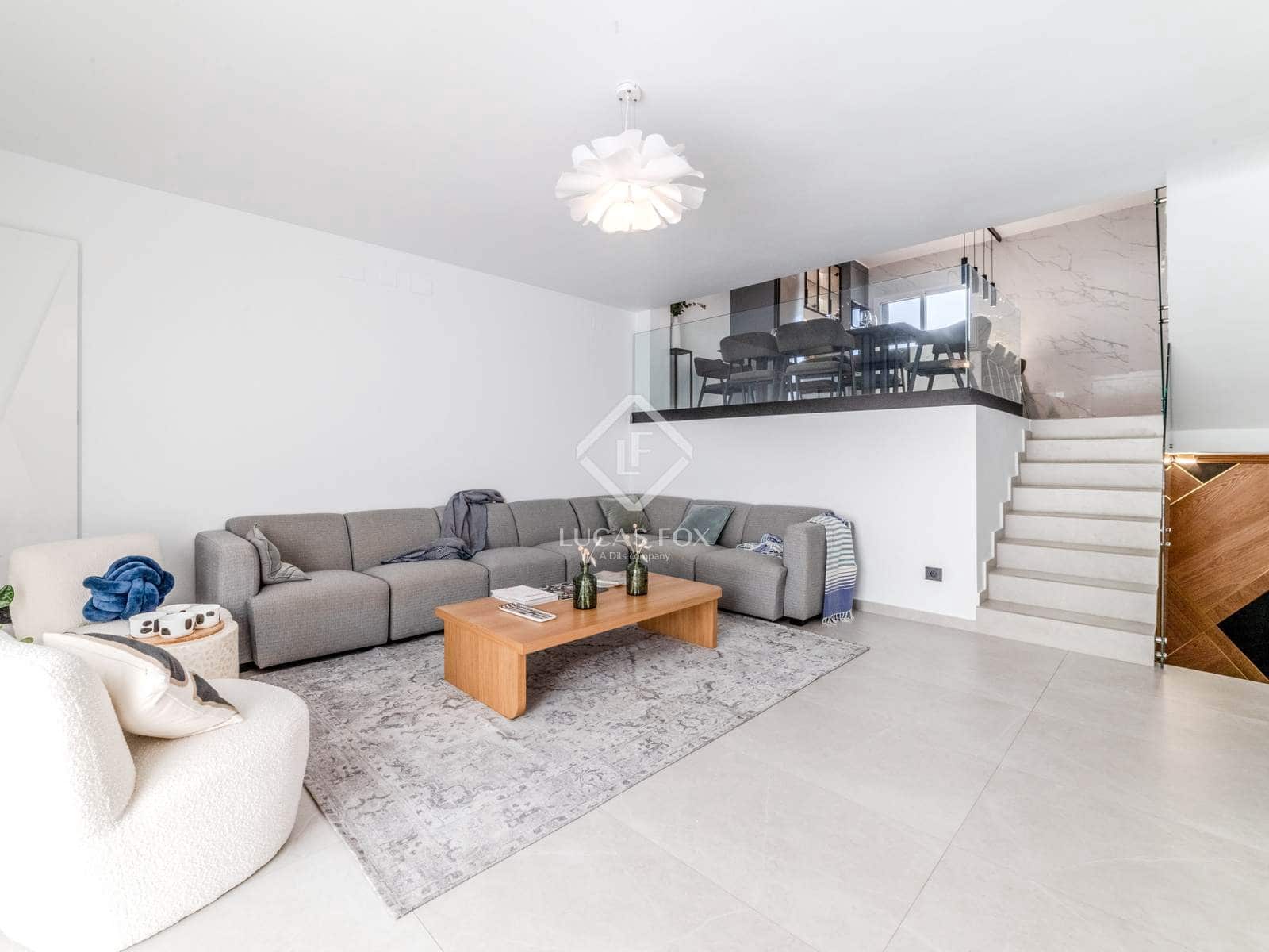 4 soveværelse Villa til salg i Sitges med swimmingpool garage - € 1.100.000 (Ref: 9231277)