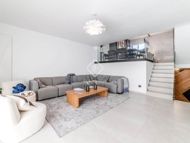 4 slaapkamer Villa te koop in Sitges met zwembad garage - € 1.100.000 (Ref: 9231277)