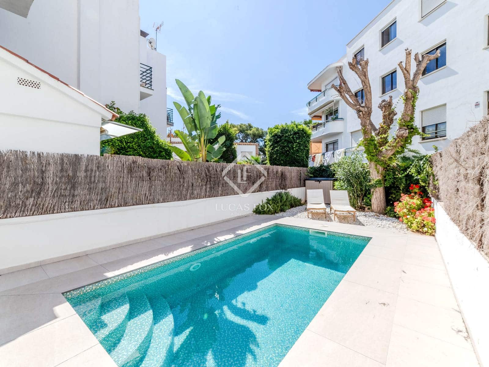 4 soveværelse Villa til salg i Sitges med swimmingpool garage - € 1.100.000 (Ref: 9231277)