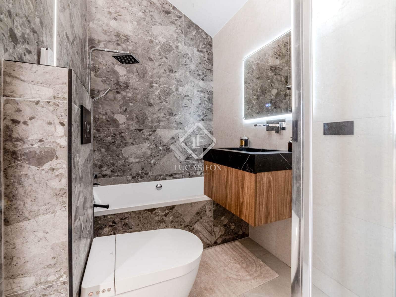 4 soveværelse Villa til salg i Sitges med swimmingpool garage - € 1.100.000 (Ref: 9231277)