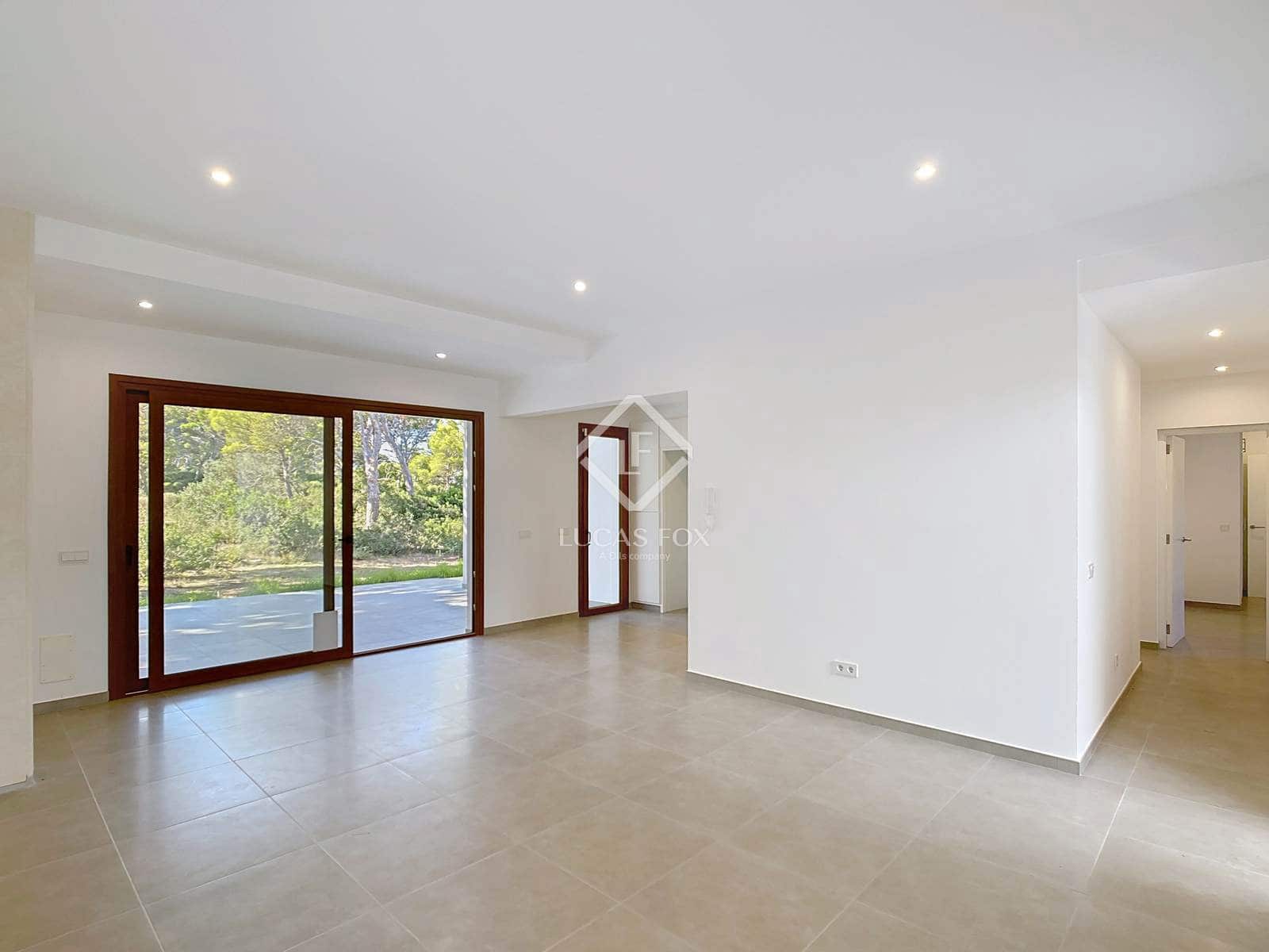 4 soveværelse Villa til salg i Ciutadella de Menorca med swimmingpool - € 1.250.000 (Ref: 9235257)