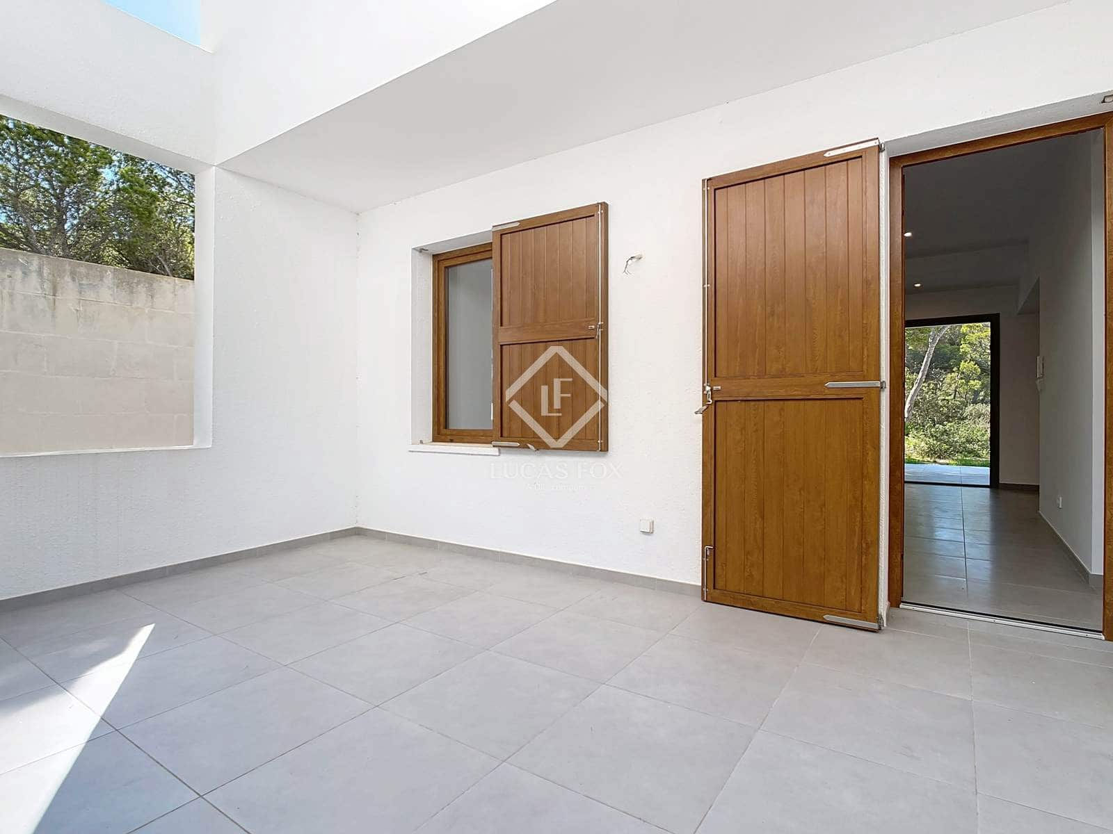 4 soveværelse Villa til salg i Ciutadella de Menorca med swimmingpool - € 1.250.000 (Ref: 9235257)