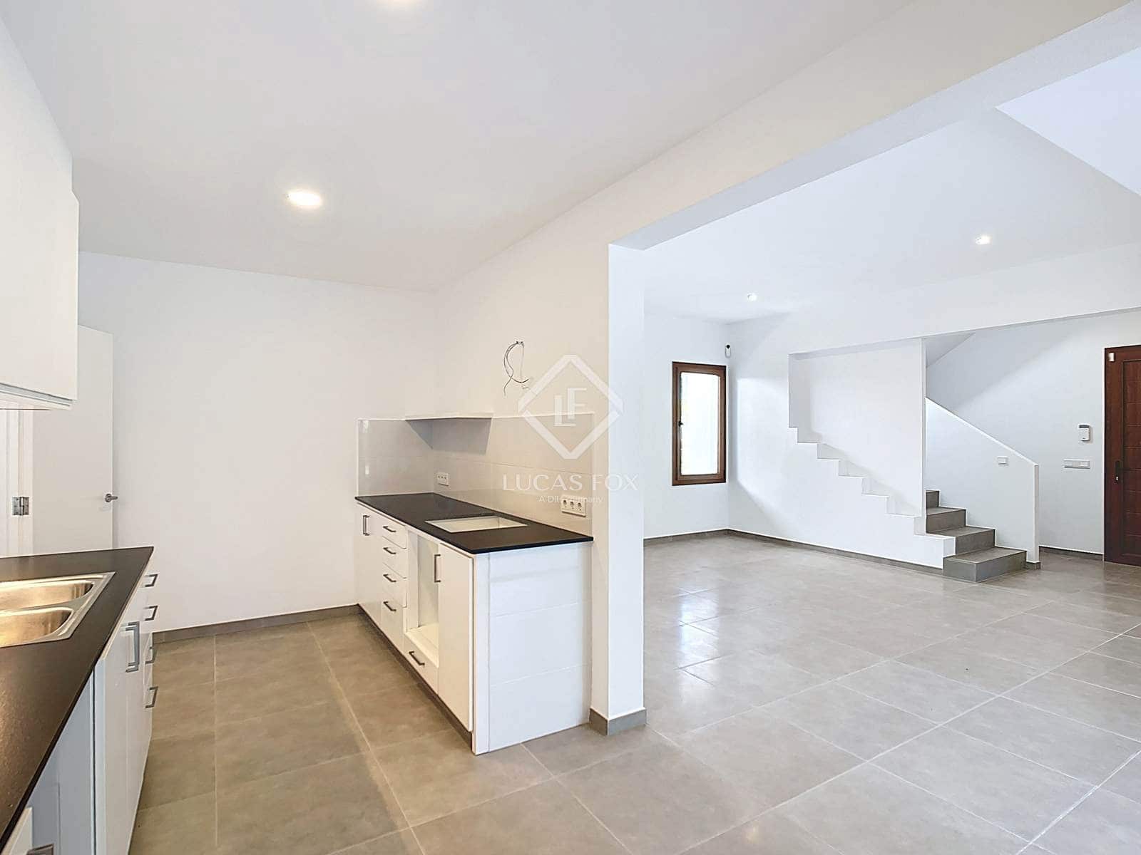 4 soveværelse Villa til salg i Ciutadella de Menorca med swimmingpool - € 1.250.000 (Ref: 9235257)