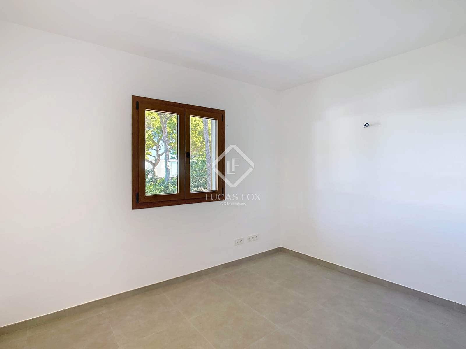 4 soveværelse Villa til salg i Ciutadella de Menorca med swimmingpool - € 1.250.000 (Ref: 9235257)