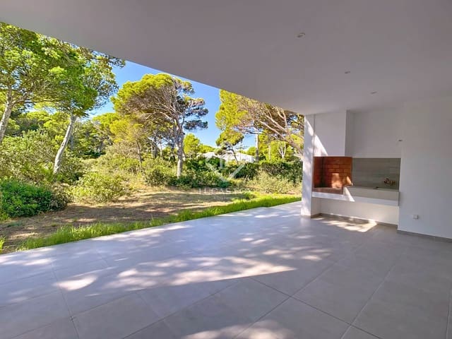 4 soveværelse Villa til salg i Ciutadella de Menorca med swimmingpool - € 1.250.000 (Ref: 9235257)