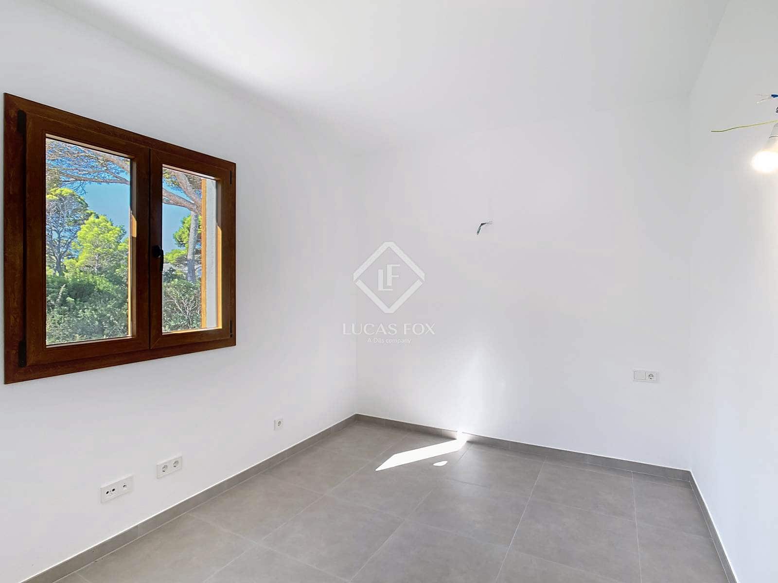 4 soveværelse Villa til salg i Ciutadella de Menorca med swimmingpool - € 1.250.000 (Ref: 9235257)