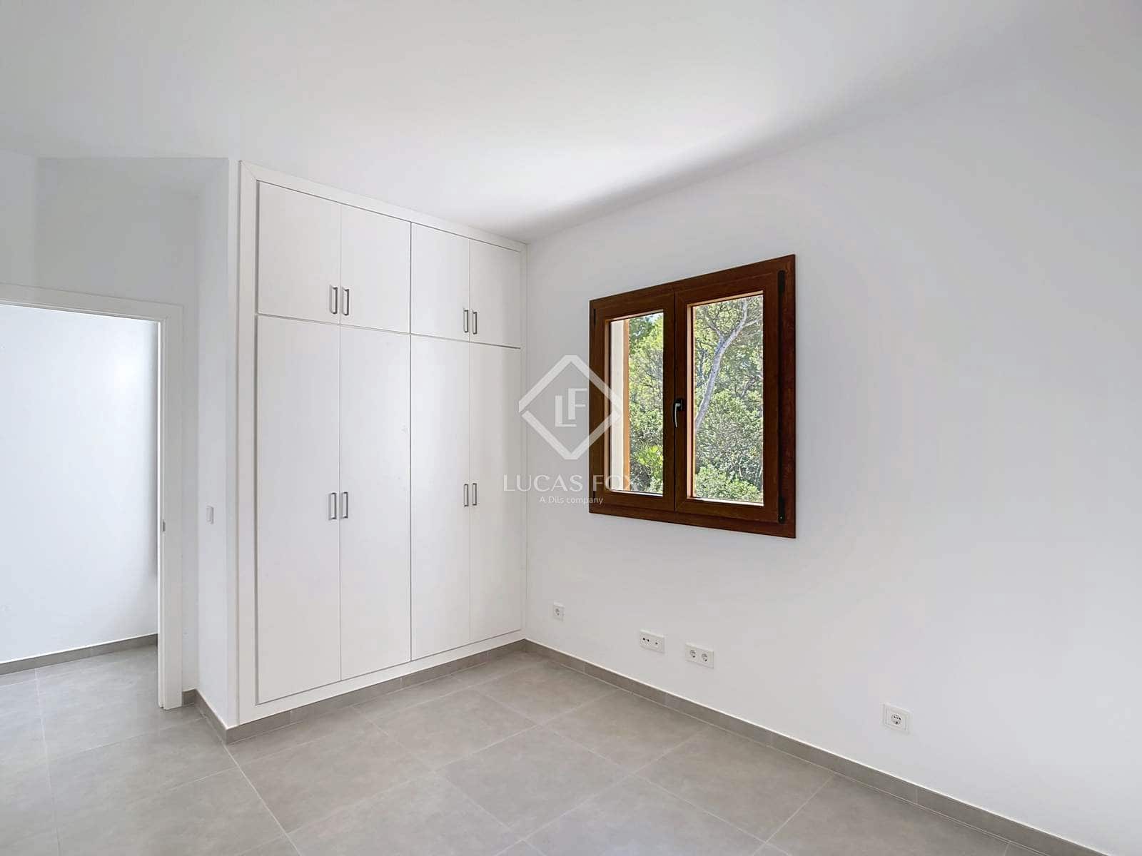 4 soveværelse Villa til salg i Ciutadella de Menorca med swimmingpool - € 1.250.000 (Ref: 9235257)