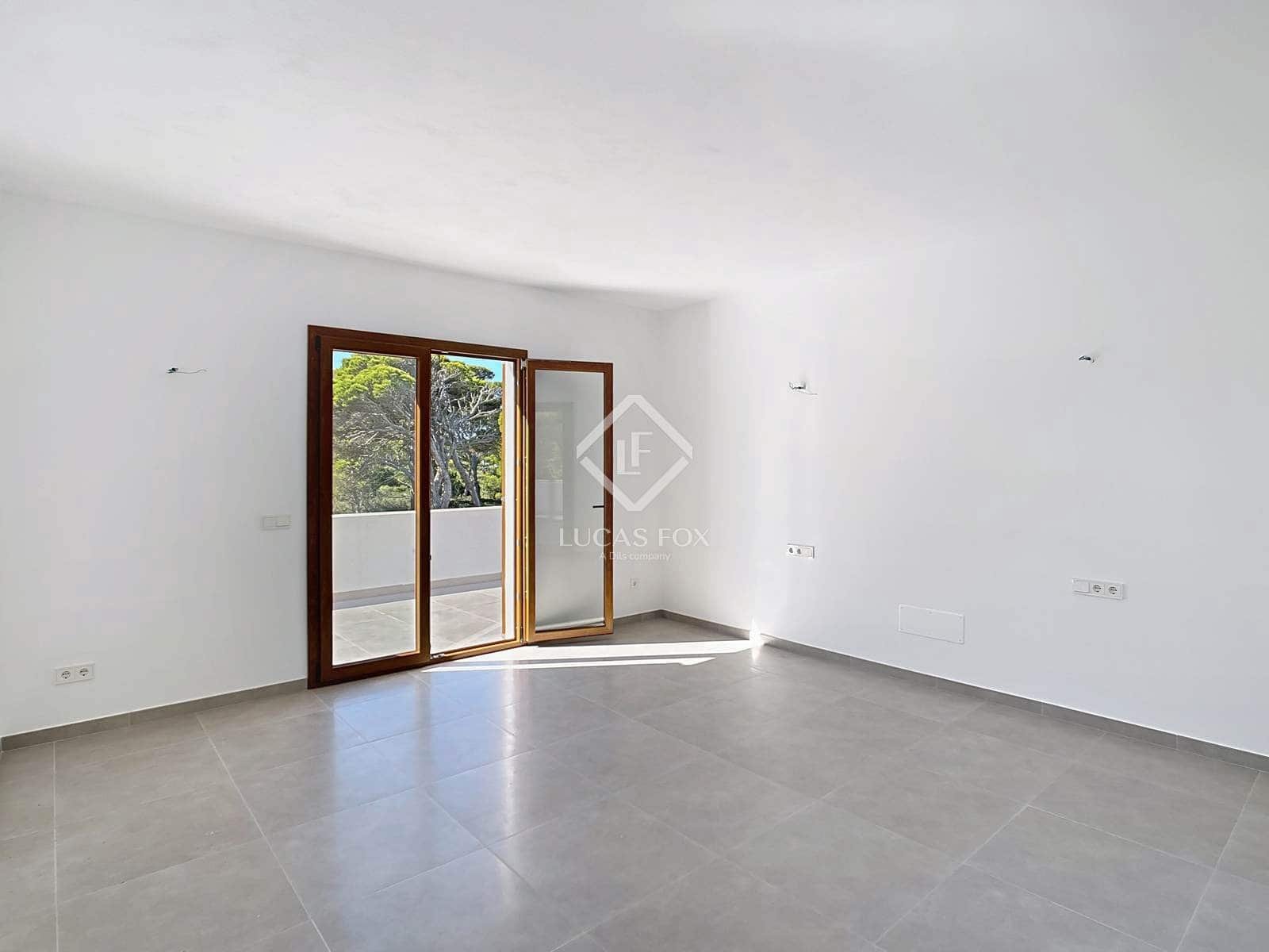 4 soveværelse Villa til salg i Ciutadella de Menorca med swimmingpool - € 1.250.000 (Ref: 9235257)