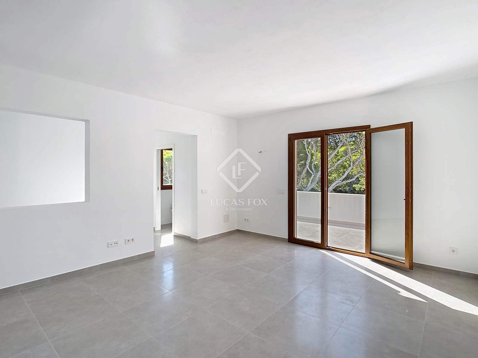 4 soveværelse Villa til salg i Ciutadella de Menorca med swimmingpool - € 1.250.000 (Ref: 9235257)