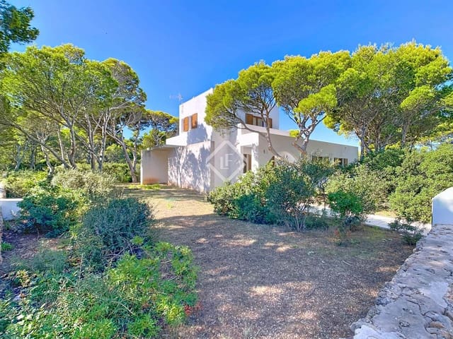 4 soveværelse Villa til salg i Ciutadella de Menorca med swimmingpool - € 1.250.000 (Ref: 9235257)