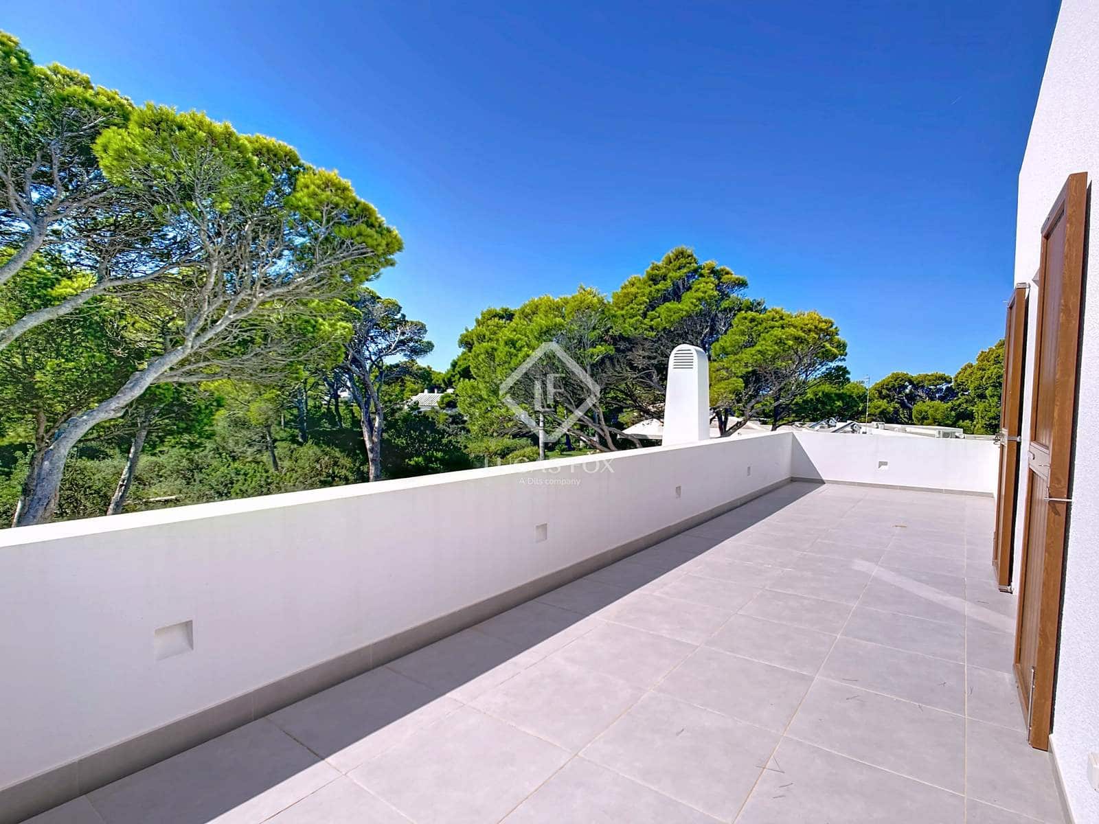 4 soveværelse Villa til salg i Ciutadella de Menorca med swimmingpool - € 1.250.000 (Ref: 9235257)
