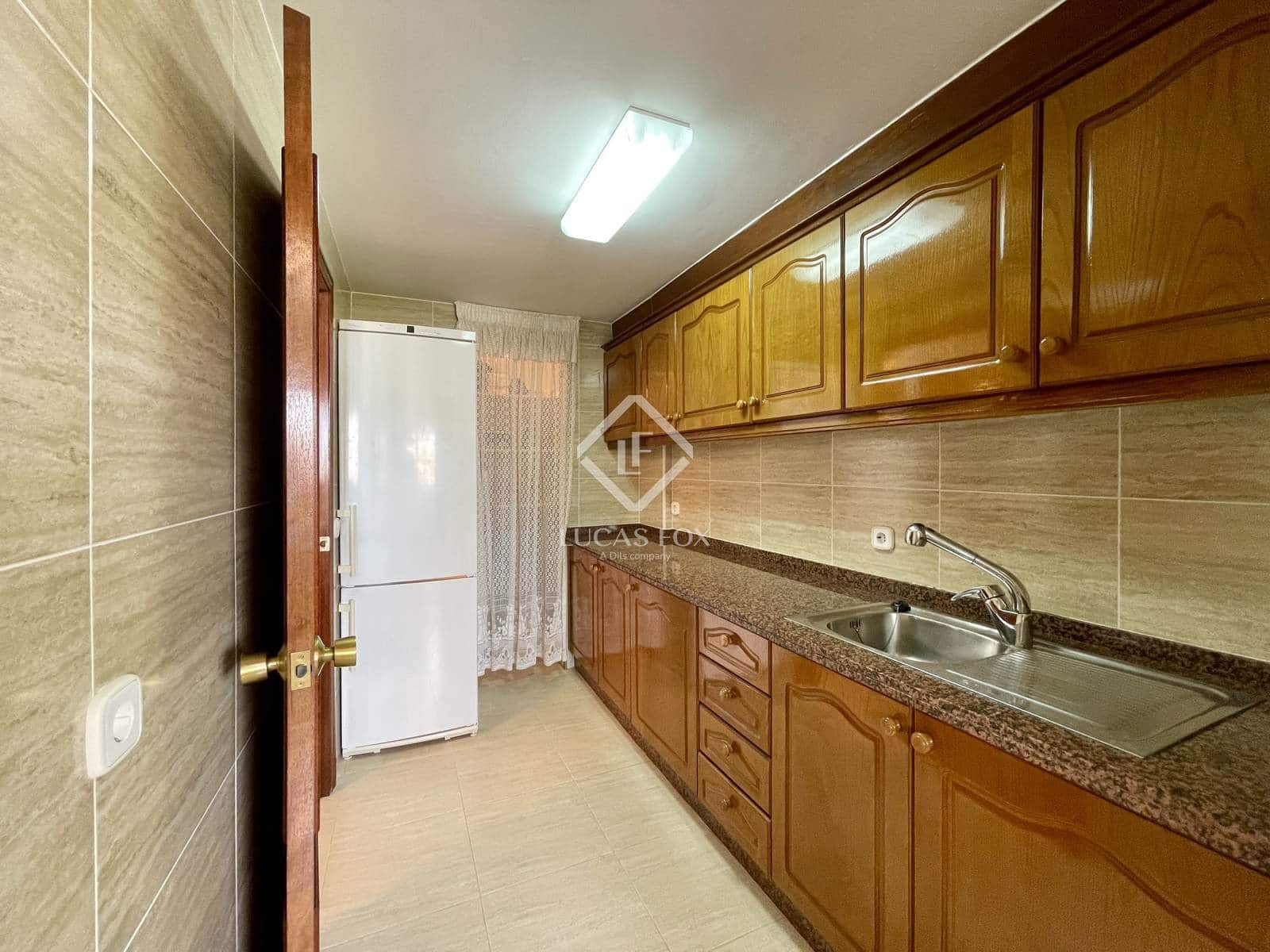 2 bedroom Apartment for sale in Alicante / Alacant city with pool garage - € 335,000 (Ref: 9237072)