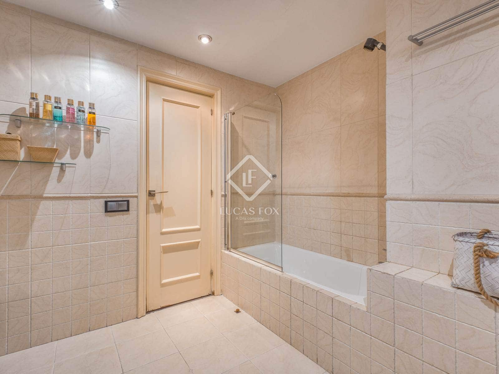 3 soveværelse Penthouse til salg i Madrid by med swimmingpool garage - € 1.950.000 (Ref: 9237720)