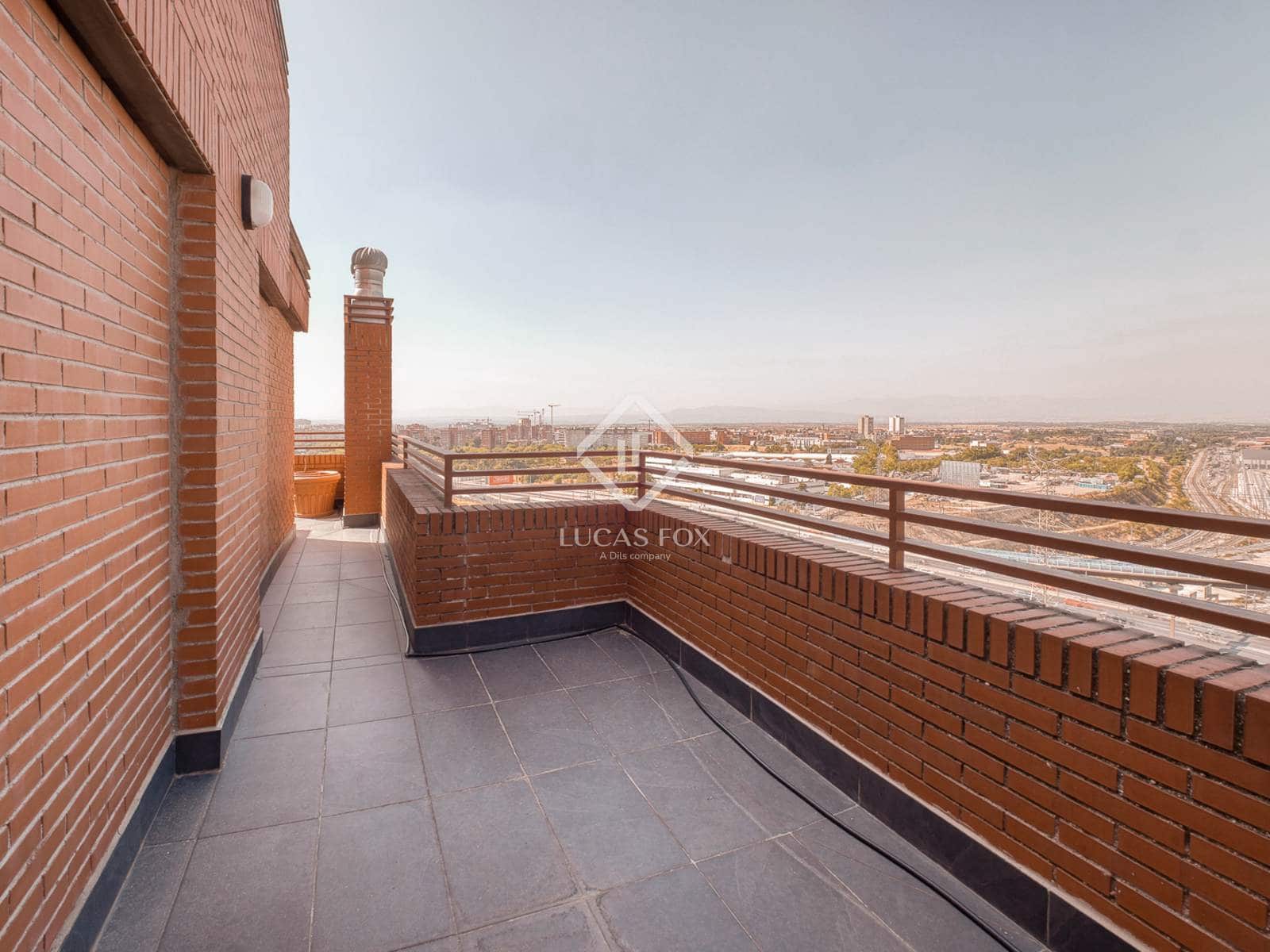 3 soveværelse Penthouse til salg i Madrid by med swimmingpool garage - € 1.950.000 (Ref: 9237720)