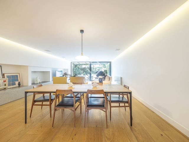 5 bedroom Villa for sale in Rocafort with pool garage - € 950,000 (Ref: 9237721)