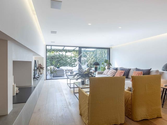 5 bedroom Villa for sale in Rocafort with pool garage - € 950,000 (Ref: 9237721)