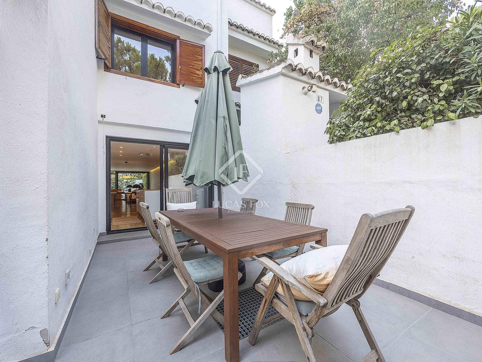 5 soverom Villa til salgs i Rocafort med svømmebasseng garasje - € 950 000 (Ref: 9237721)