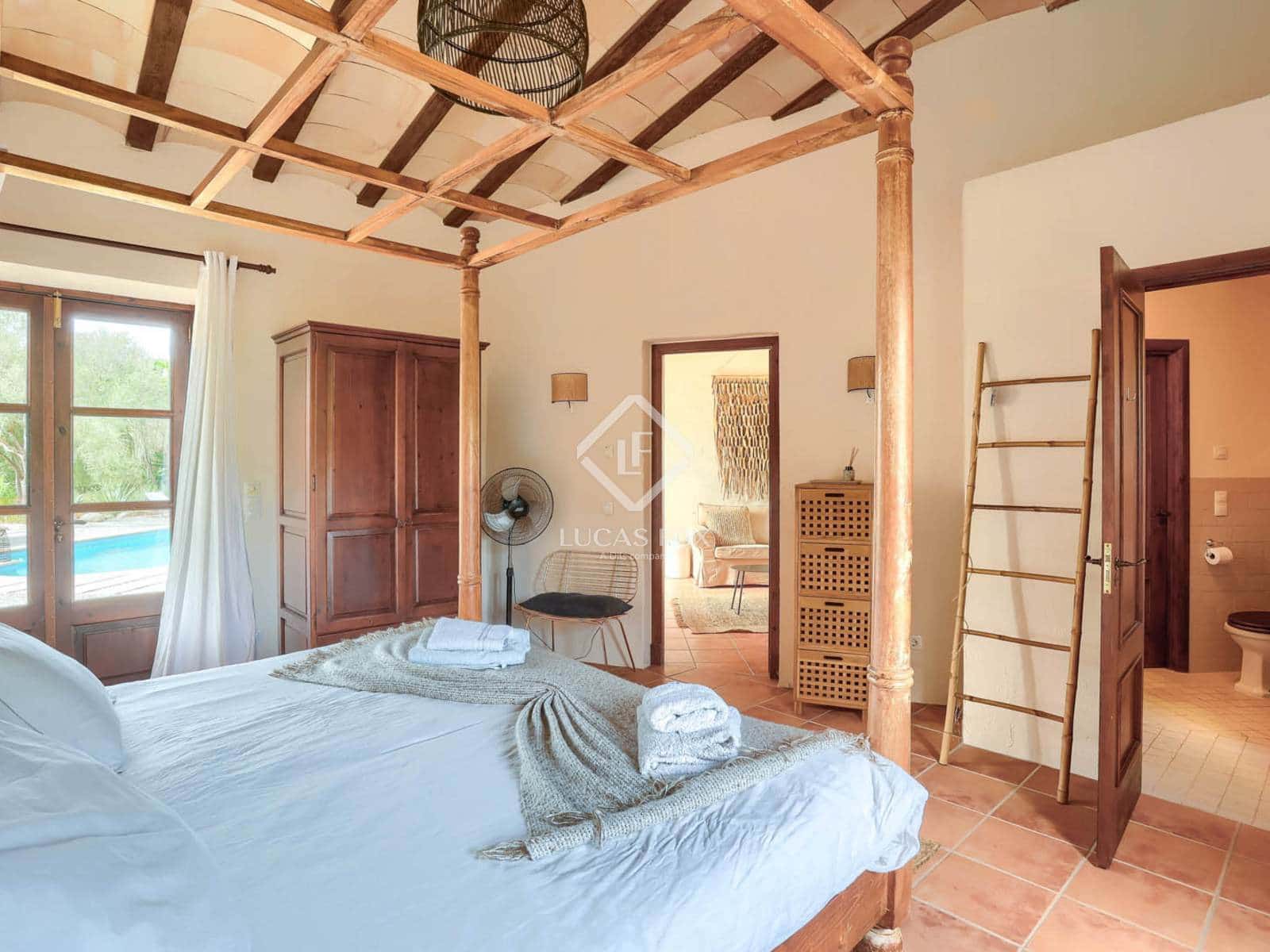 7 chambre Finca/Maison de Campagne à vendre à Montuiri avec piscine garage - 4 940 000 € (Ref: 9237840)